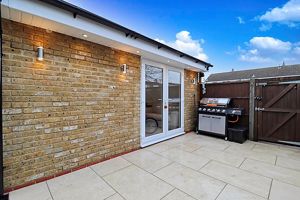 Garden Room- click for photo gallery